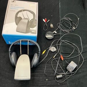 Sennheiser RS 120 Wireless Headphones tv stereo on ear